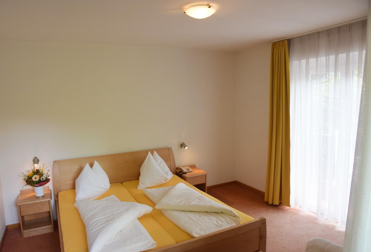 סילנדרו Hotel Pension Schweitzer מראה חיצוני תמונה