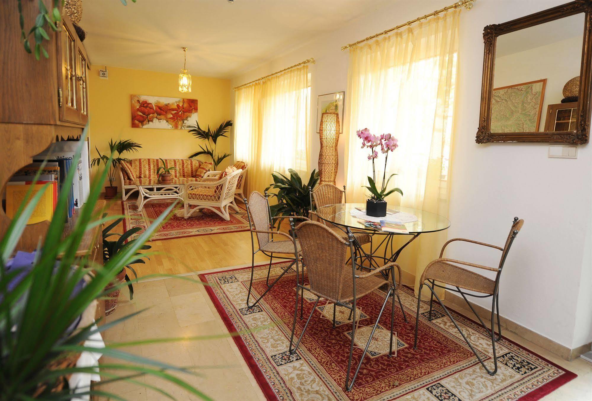 סילנדרו Hotel Pension Schweitzer מראה חיצוני תמונה